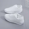 Casual Shoes White Leather Sneakers Sport Vulkaniserad bekväm vår 2024 Fashion School Tennis