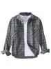 Mäns avslappnade skjortor Spring och Autumn Retro Plaid Work Shirt Coat Hong Kong Style Lossa stor mångsidig långärmad