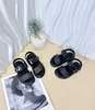 Designer enfants lettre sandales imprimées été garçons filles métaux boucle sandales décontractées enfants chaussures de plein air à fond souple antidérapant EUR26-35 Z7217