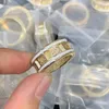 Lyxdesigner bokstavband ringer kvinnor män 18k guldpläterad silverpläterad kristall rostfritt stål kärlek bröllop smycken leveranser ring fin snidning fingerring