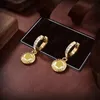 Luksusowe projektantki Kolczyki dla kobiet wisiorek złote ucha Diamonds Hoop Carring Letters Design Design Stud Mash