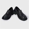 Klänningskor Plattform Sydekoration Solid skarvning Slidande Design Round Toe Square Heel Concise Style Zapatos Para Mujeres Tacones