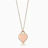 Women Pendant Necklace Heart Ball Chain Necklace Designer Jewelry Gold Silver Rose Bead Halsband Komplett märke som bröllop julklapp Halloween