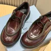 2024 Överdimensionerad silhuettdesign Neutral stil Ko läder övre ko foder Eva skum yttersula LACE UP Tjock Sole Casual Loafers skor för par storlek 35-46