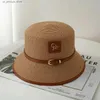 Шляпы с широкими полями Шляпы-ведра Шляпа от солнца женская летняя шляпа с плоским верхом в британском стиле маленькая нижняя шляпа тканая короткая коричневая солнцезащитная нижняя шляпа Y240319