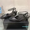 Sandali firmati da donna Scarpe eleganti Gattino medio con 4,5 Patchwork di stoffa ricamato Fibbia alla caviglia Scarpe da sposa regolabili Scarpe da festa