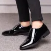 Skor patentläderskor för män Oxfords Lace Up Mane Wedding Party Office Work Shoes Elegant Designer Brand Dress Shoes for Men