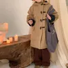 冬の暖かい女の子の男の子のボタンに加えて、フード韓国のファッションキッズの長いアウターウェアの子供服を着た厚いパッド入りジャケット