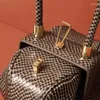 Totes Cow Leather 2024 Ladies intagliati a mano retrò gnocchi Wonton Wrap Snake Bag Borse di lusso Borse da donna Designer