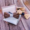 Design Wood Bow Tie för Wedding Solid Plaid Pocket Square Cufflinks Brosch Bowtie Set Suit Mens Hanky ​​Ties Cadeau Homme 240315