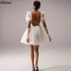 V Nek Plunging Mini A Line Wedding Jurken Tule Pearls kralen Boho Beach Bruidsjurken met gezwollen korte mouwen sexy open rug witte receptie jurk voor bruid