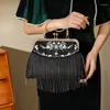 Borse da sera Retro Chic Frange con ricamo floreale Kisslock Borsa nera di medie dimensioni Borsa laterale vintage edoardiana elegante da ballo di fine anno