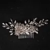 Diademi Accessori per copricapo Donna Gioielli da sposa Strass Copricapo di fiori Ornamenti per copricapo fatti a mano Pettini per capelli in cristallo argento Y240315