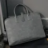 Luxurys Gray Bagsメンズレザーブリーフケースビジネスハンドバッグファイルバッグコンピュータバッグヘッドオフィスバッグ大規模デザインハンドバッグ財布