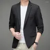 Ternos masculinos 2024 Moda Primavera e outono Casual Men Blazer Cotton Slim Inglaterra Terno Blaser Masculino Male Jaqueta Moment M-5xl