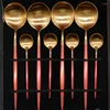 Ensembles de vaisselle 16pcs Gold Vaisselle en acier inoxydable Couteau Fourchette Cuillère Couverts de cuisine Mariage