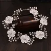 Diadèmes Nouveau style accessoires de mariée fleurs de dentelle coréenne perles tressées bande de cheveux chapeaux accessoires de robe de mariée blanche Y240319