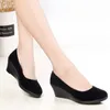 HBP No-Brand Mayor Mayor Mayor y Autumn Ladies Shoes Working Shoes Ladies Black Formal High Wedge Heel en stock