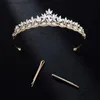 Tiaras Icazo Bridal Wedding Classic Small Crown Small Hairn Pin Set med konstgjorda kristaller lämpliga för festhelgens huvudkläder Y240319