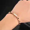 Gliederarmbänder Moocare Armband aus Edelstahl und Holz, rosévergoldet, fein gebogenes Schild mit eingelegtem schwarzem Zirkon, modisches Handgelenk für Herren