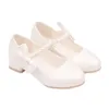 Nk gravata borboleta branca de couro infantil, sapatos de salto alto para meninas primavera e outono, sapatos de princesa, sapatos únicos da moda com pérolas gg