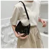 Totes Candy Color Transparent Bags Fashion Ladies Package PVC Clear Beach Jelly Bag Shoulder Women Underarm Simple Handbags