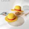 Chapeaux à larges bords Chapeaux de seau Luffy Str Hat accessoires de chapeau de jeu de rôle de dessin animé chapeau de soleil d'été parents et enfants chapeau Luffy Y240319