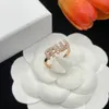 Bant Rings Designer Tasarımcı Yüzük Lüks Mektup Glamour Kadın Açık Yüzük Ücretsiz Boyut Ayarlama Alerjenik Olmayan Malzeme Sevgililer Günü Hediyesi 2RQA