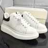 Scarpe casual Coppia Patchwork Sneakers con suola spessa Vera pelle scamosciata Colore misto Punta tonda Allacciatura Sport Amante della corsa