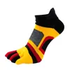 Мужские носки, модные мужские носки до щиколотки с пятью пальцами, хлопковые полосатые дышащие уличные яркие цветные лямки