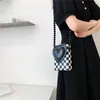 Torby na ramię wiosenne lato moda urocza nisza szachownica mała kwadratowa torba telefoniczna crossbody for dla kobiet mini torba