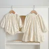 Kardeş eşleşen kıyafet bebek kız kıyafetleri uzun kollu bebek yaka çiçek nakış kız elbise ve romper prenses elbiseler 240311