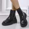 Botas de moda de moda de couro tornozelo botas mulheres 2023 Lace de outono para cima plataforma botas de combate mulher mistura colorida salto plano booties de motocicleta