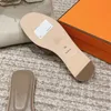 10a ny stil Summer Best Quality Designer Sandal Outwear Leisure Vacation Slides Beach Flat Slippers Fashion äkta läderskor för kvinnor Storlek: 34-42 Kvalitetstopp a