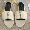 Mit Box Designer Slides Sandale Hausschuhe Strand Klassische flache Sandale Luxus Sommer Dame Leder Flip Flops Männer Frauen