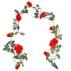 Dekorativa blommor Blomma Vine Decor Hanging With Hooks Elegant Artificial Eucalyptus Rose Garland For Home Garden Realistic Indoor