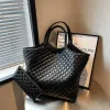 New icare maxi shopping bag Large designer bags quilted tote bags Attaches Women handbag Fashion black lambskin totes Shoulders Purse