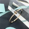 AA Designer Charm Bangle Bracelet TifanT Love Narrow Edition Single Row Half Diamond Precision Buckle Bracelet Couple Bracelet Rose Gold Fashion VL9S