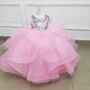 2024 Robes de fille de fleur rose robe de communion bijou à plusieurs niveaux robes de bal en tulle reine robe d'anniversaire fleurs faites à la main perles perlées pour les filles noires du Nigeria NF132