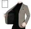 Hommes d'affaires blazers occasionnels vestes hommes costumes à carreaux manteaux de haute qualité homme printemps mince blazers vestes manteaux taille 4XL 240315