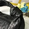 Bottetas tissé sac Jodie Sacs grandes boulettes de coque en cuir en cuir pour femmes