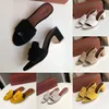 Chaussures habillées de créateurs Loro Piano Shoes Slides Sandales pour femmes Pantoufles Walk Dress Gentleman Baskets Mocassins souples Suee Cuir Talons hauts 5CM Taille 35-41