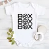 Rompertjes pasgeboren bodysuit korte mouw jumpsuit box box box formule 1 band samengesteld ontwerp babyjongenskleding eenvoudig peutershirt rompc24319