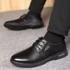 Laarzen Men Business Oxford Leer schoenen Ademend formele kledingschoenen Mannelijk kantoor Bruiloft Flats Rubberen schoenen Mocassin Homme