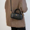 Pas cher en gros liquidation limitée 50% de réduction sac à main haut de gamme Boston sac d'oreiller portable pour femmes automne/hiver nouvelle mode polyvalente une épaule bandoulière