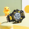 WIILAA Montre pour enfants Petit canard jaune Montre électronique mignonne Jouets pour enfants Montre étanche lumineuse Cadeau pour garçons et filles 240305