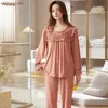 Kvinnors sömnkläder Kvinnor Round Collar Pyjama Set Princess Lace Lady Soft Modal Pyjamas Set Big Yards M-3XL Sleep Loungewear Nightclothesc24319