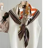 14mm 100% Silk Bandana Scarf Neckerchief Winter Print Stor fyrkantig Silk Shawe Cape Echarpe 35x35 240314