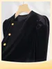 Camicette da donna Stile francese Velluto nero Top Cappotto Donna Primavera Maniche a sbuffo Colletto obliquo Camicie lunghe vintage Cardigan semplici ed eleganti