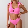 Nouveau style européen et américain fesses enveloppées maillot de bain femmes trois pièces bikini maillot de bain